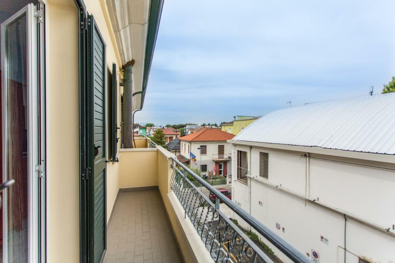 Residence Kimba Rimini Exteriér fotografie